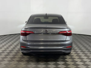 2023 Volkswagen Jetta 1.5T SE — thumbnail 2