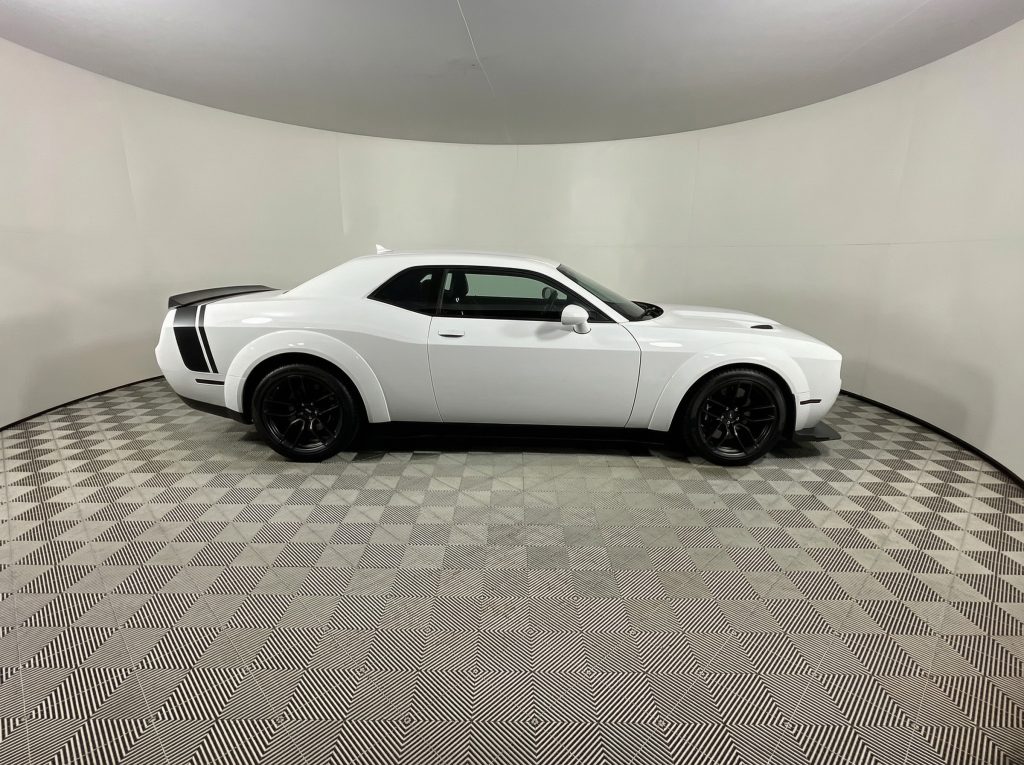 2022 Dodge Challenger R/T Scat Pack Widebody RWD