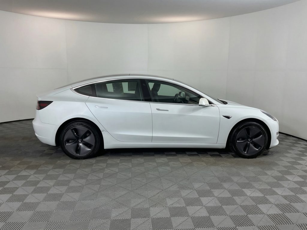 2019 Tesla Model 3 Standard Range Plus RWD Sedan