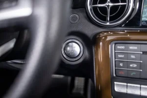 2019 Mercedes-Benz SLC 300 Convertible — thumbnail 11