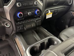 2023 GMC Sierra 2500HD Denali 4WD — thumbnail 12