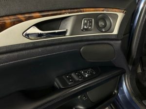 2019 Lincoln MKZ Hybrid Reserve I — thumbnail 12