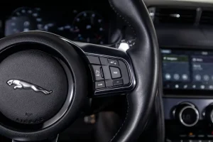 2021 Jaguar F-Type P300 RWD Coupe — thumbnail 12