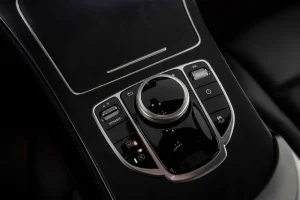 2019 Mercedes-Benz GLC 300 4MATIC® Coupe — thumbnail 13