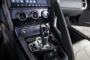 2021 Jaguar F-Type P300 RWD Coupe — thumbnail 16