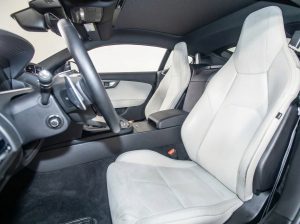 2021 Jaguar F-Type P300 RWD Coupe — thumbnail 17