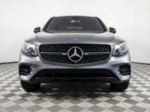 2019 Mercedes-Benz GLC 300 4MATIC® Coupe — thumbnail 2