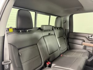 2023 GMC Sierra 2500HD Denali 4WD — thumbnail 15