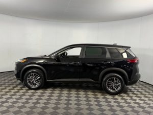 2023 Nissan Rogue S AWD — thumbnail 4