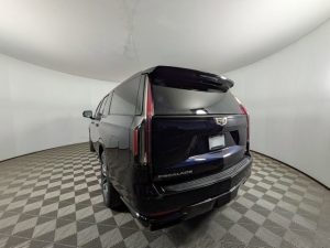 2024 Cadillac Escalade Sport Platinum — thumbnail 4