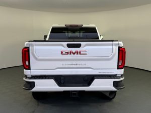 2023 GMC Sierra 2500HD Denali 4WD — thumbnail 4