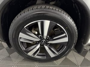 2023 Nissan Rogue SL — thumbnail 5