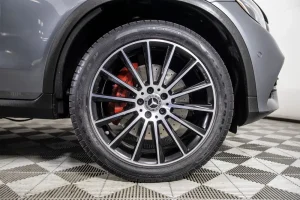 2019 Mercedes-Benz GLC 300 4MATIC® Coupe — thumbnail 5