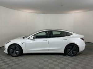 2019 Tesla Model 3 Standard Range Plus RWD Sedan — thumbnail 5