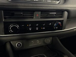 2023 Nissan Rogue S AWD — thumbnail 7