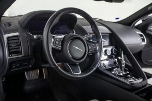 2021 Jaguar F-Type P300 RWD Coupe — thumbnail 9